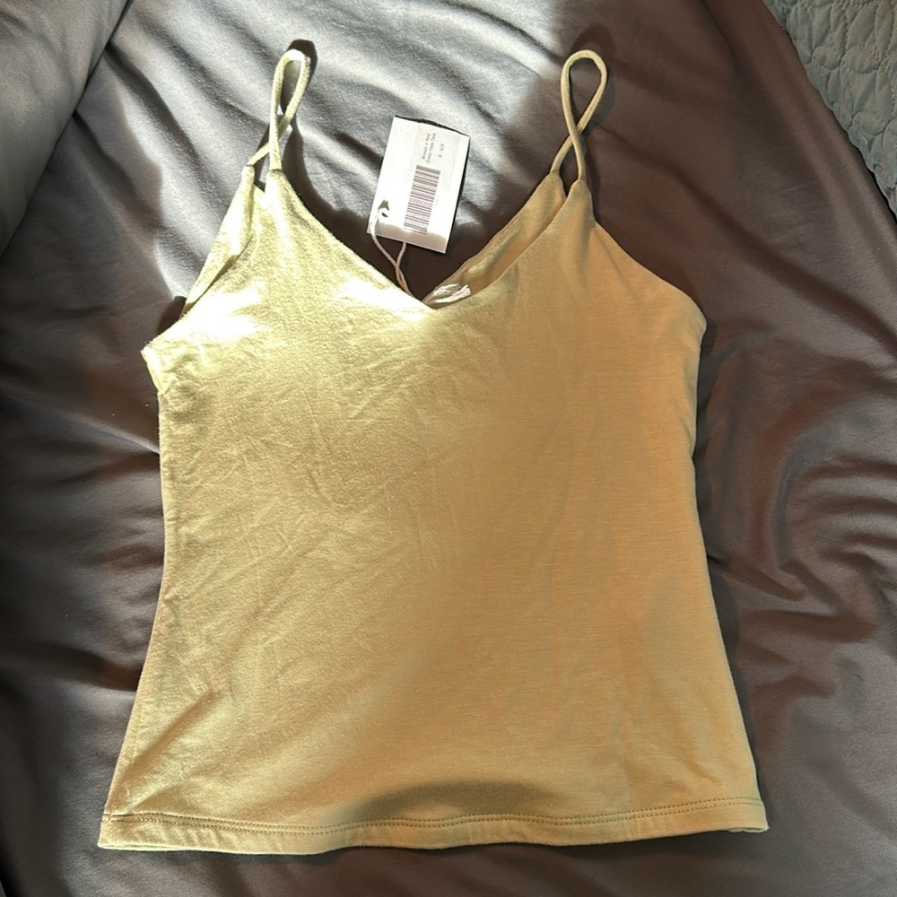 Size S green tank top